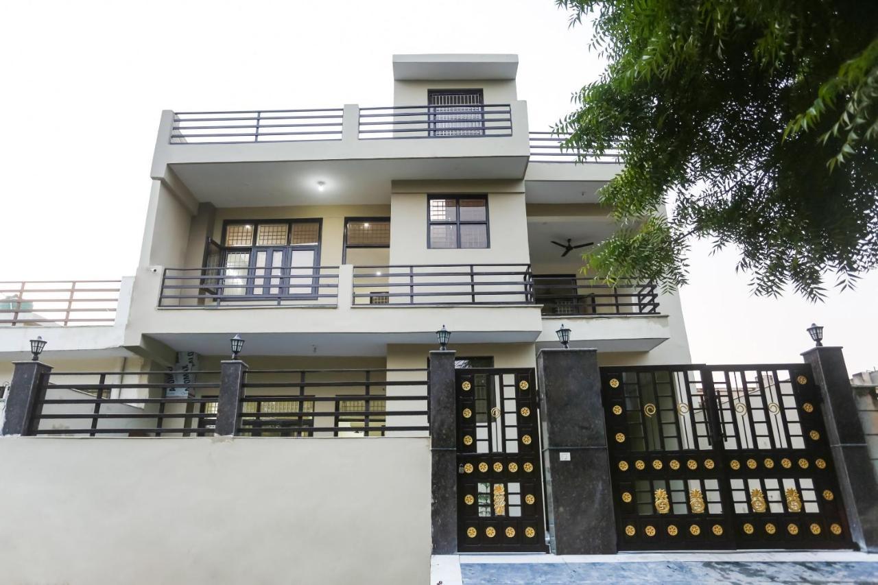 Oyo Hotel New Geetanjali Near Gautam Buddha Park Лакхнау Экстерьер фото